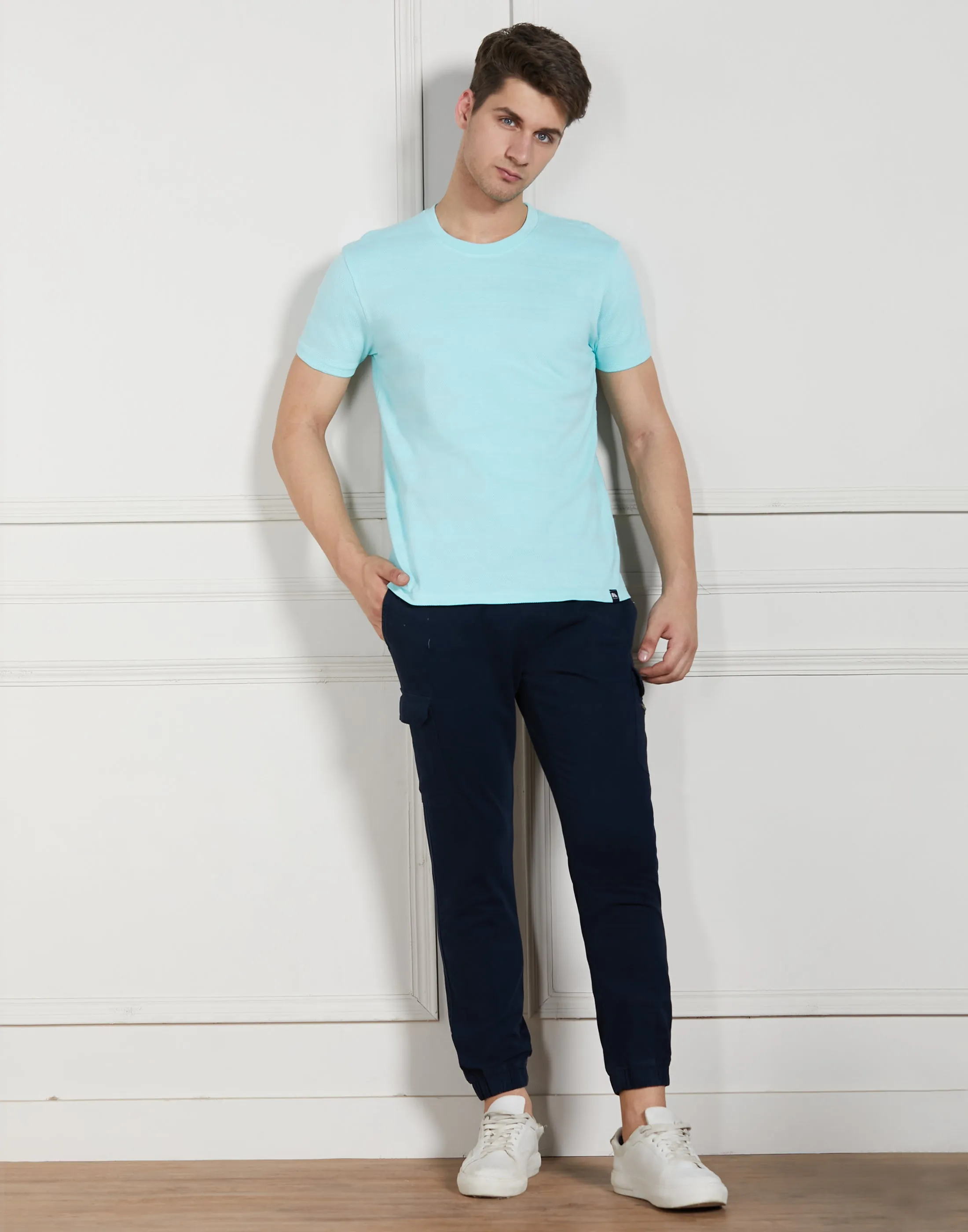 Men's Light Blue Cotton Regular Fit Textured Round neck T-Shirt