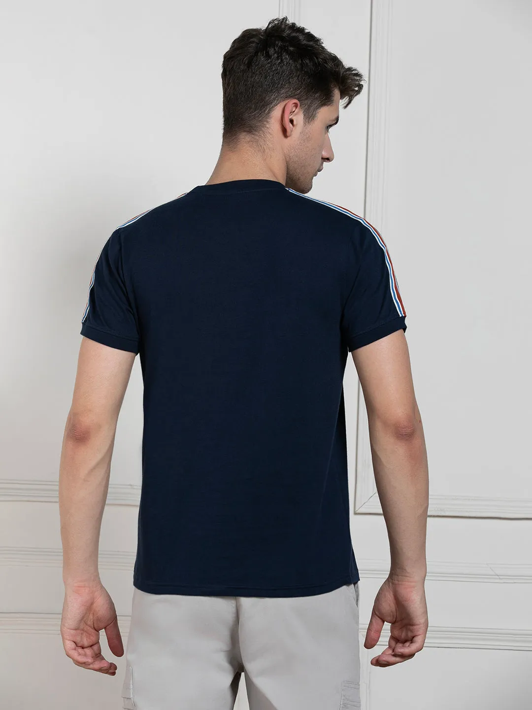 Men's Navy Round Neck Solid Regular Fit T-Shirt