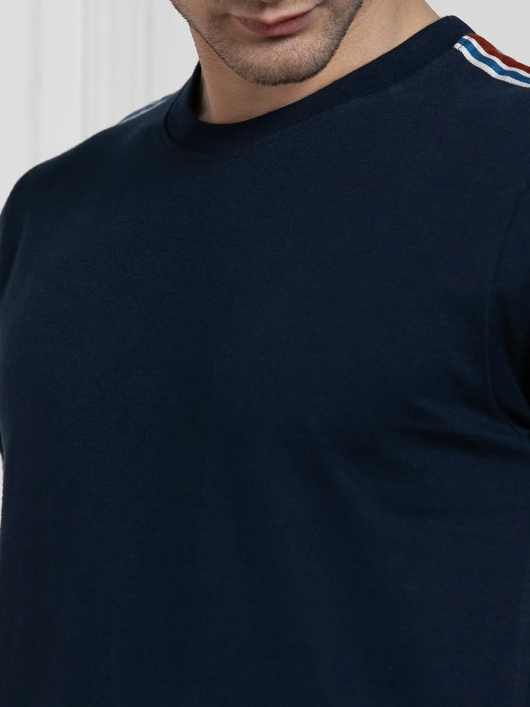 Men's Navy Round Neck Solid Regular Fit T-Shirt