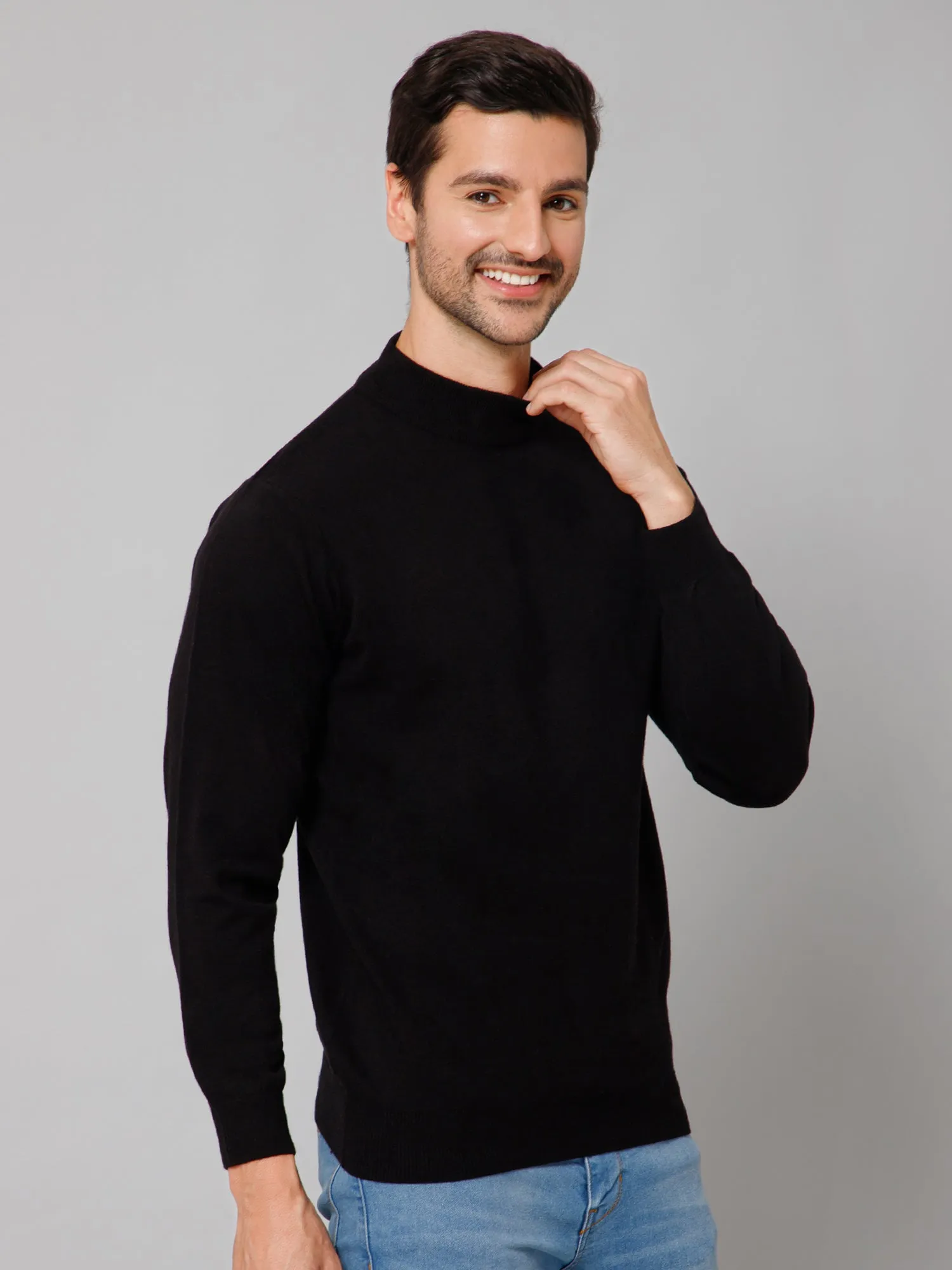 Solid Black Full Sleeves Round Neck Regular Fit Casual Sweater for Men