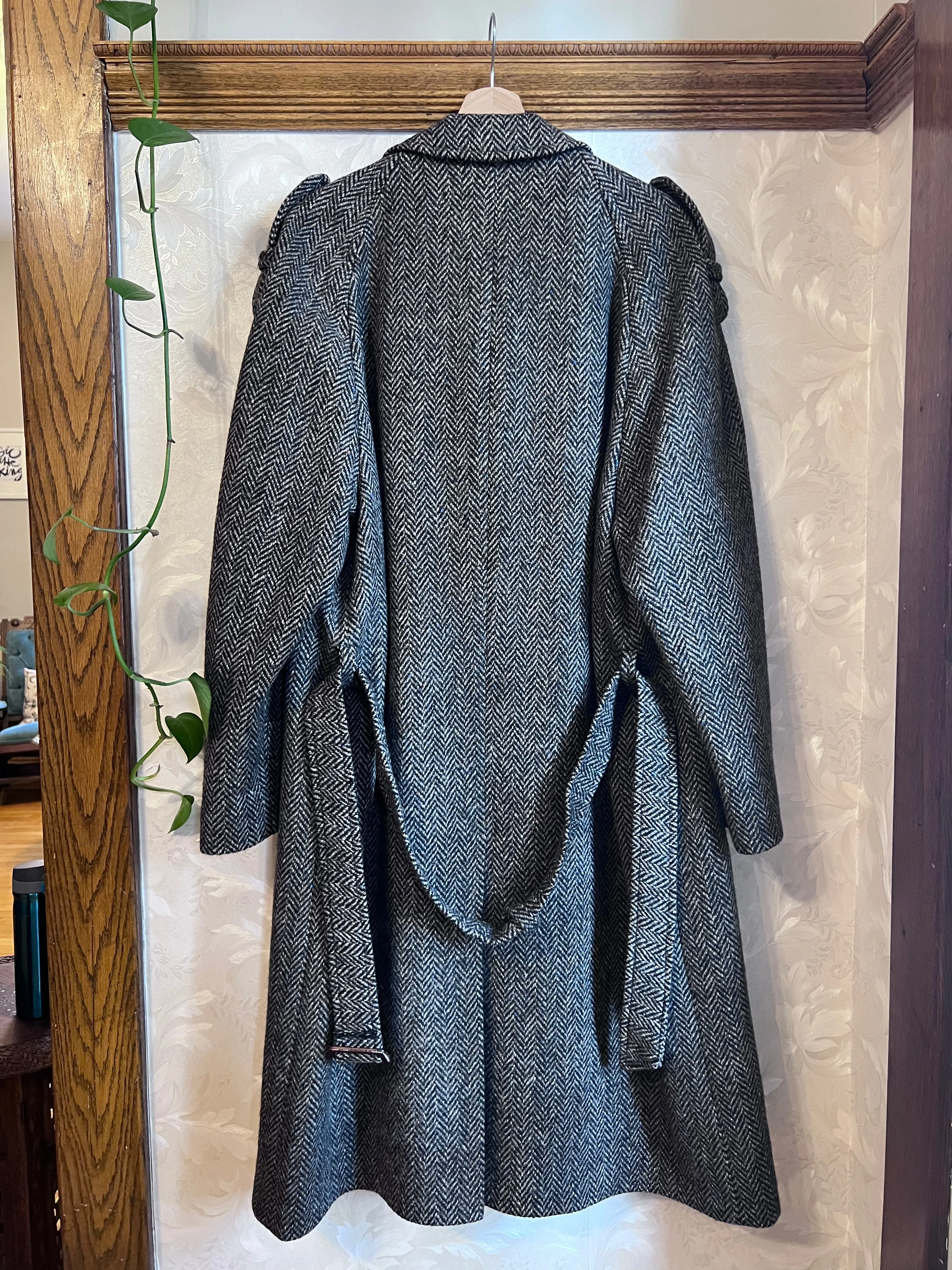 Vintage 80's Wool Herringbone Tweed Trench Overcoat ("Men's" XL)